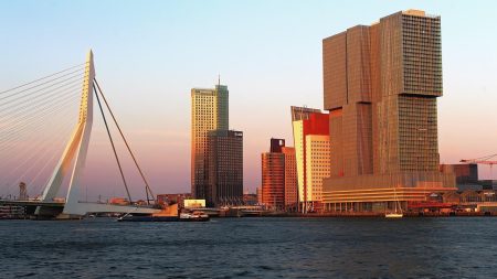 rotterdam-1611943_1280