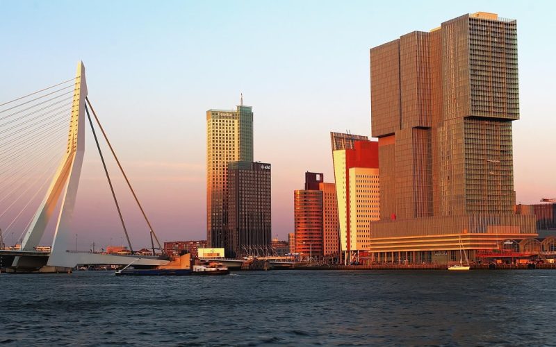 rotterdam-1611943_1280